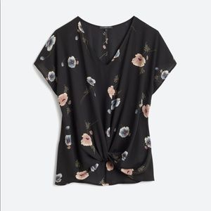 West Kei Allura Knot Detail Floral Blouse